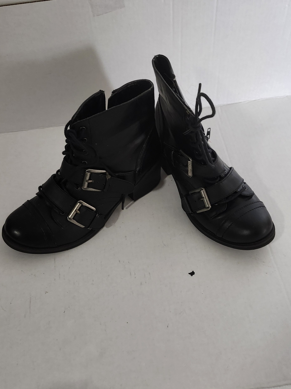 Pink& Pepper Black Lace-Up Ankle Combat Boots  Buckle Straps, Zippered Closure.